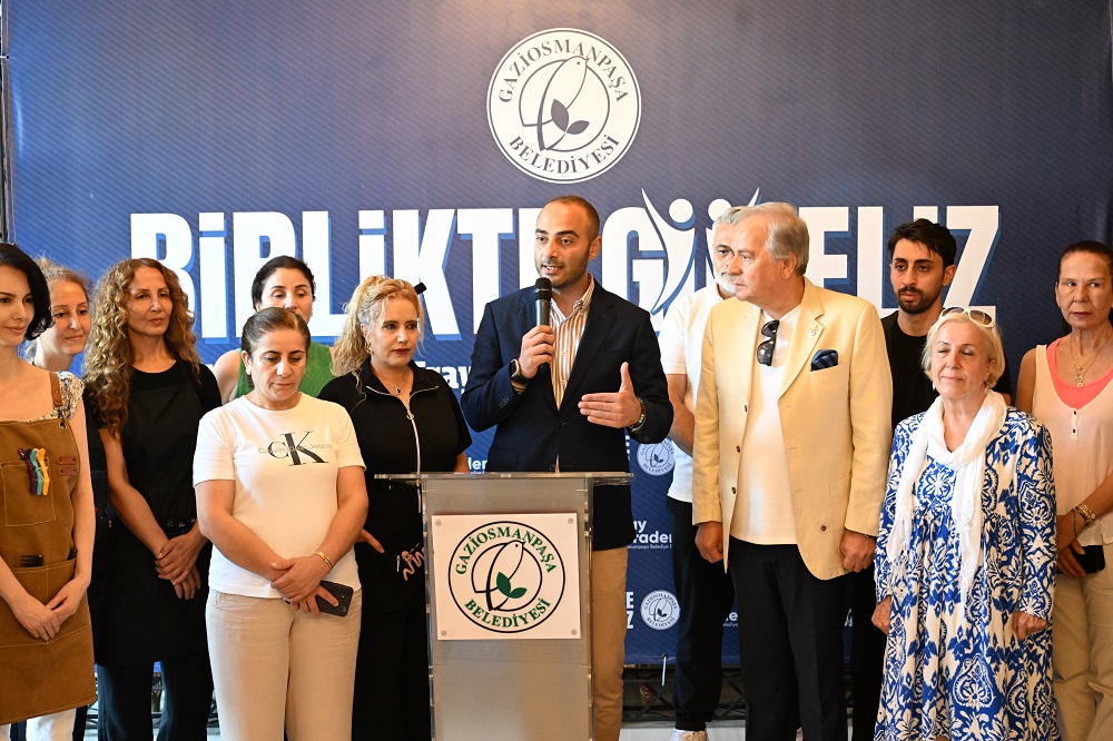 “Birlikte Güzeliz” Projesi Kapsamında Çocuklar Gönüllü Kuaförlerle Bir Araya Geldi