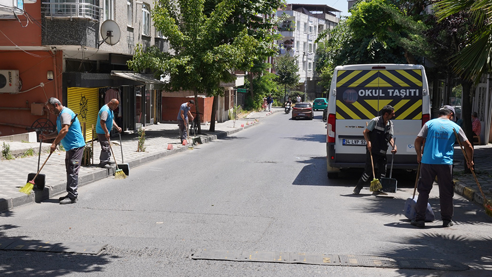 Temiz ve Sağlıklı Bir Çevre İçin Ekipler Sahada