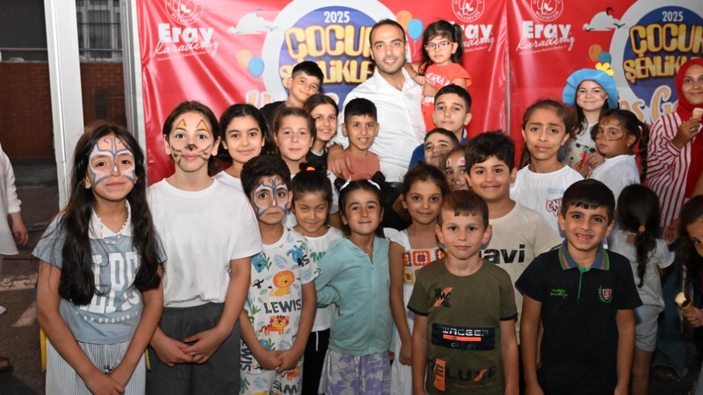 Çocuk Şenlikleri Büyük Bir Coşkuyla Başladı