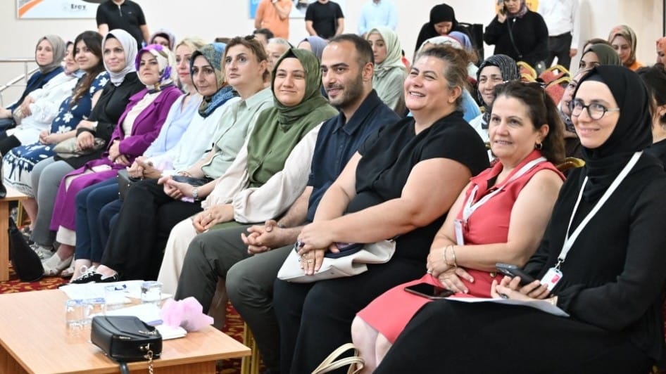 Dünya Emzirme Haftası'na Özel Panel Düzenlendi