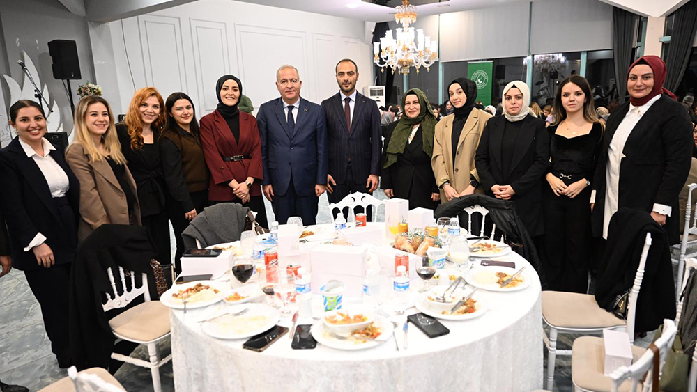 Başkan Vekili Eray Karadeniz, 24 Kasım Öğretmenler Günü’nü Kutladı