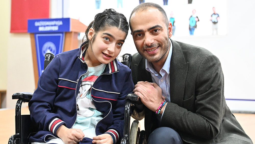 Başkan Vekili Karadeniz, Özel Gereksinimli Öğrenciler ve Aileleriyle Buluştu