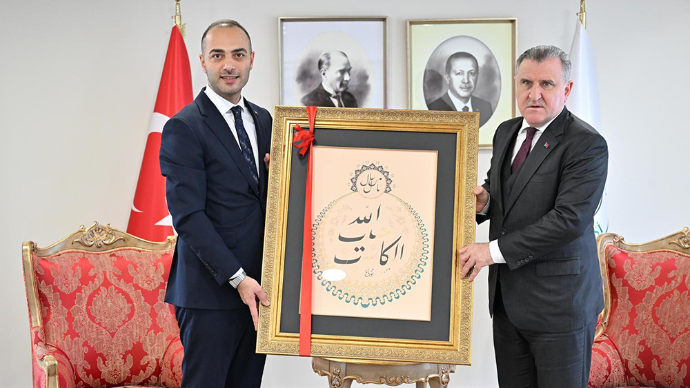 Bakan Bak, Gaziosmanpaşa'daki Spor Yatırımlarını İnceledi