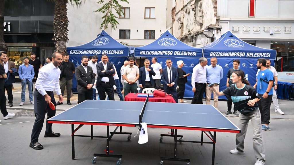Gaziosmanpaşa’da Masa Tenisi Şöleni